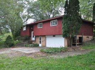 1420 Hickory Hollow Rd NE, Solon, IA 52333