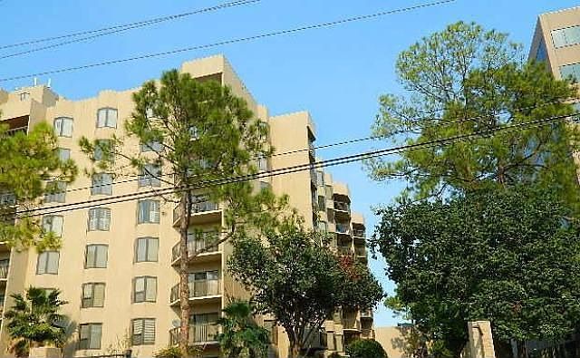 2nd image of 661 Bering Dr Unit 404
