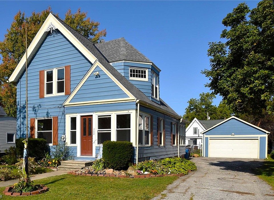 1st image of 208 Murphy Ave