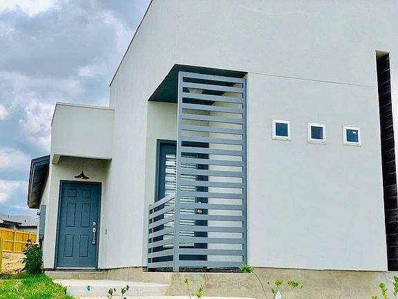 3rd image of 5405 Ensenada Dr