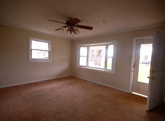 5th image of 1807 North Ave NE