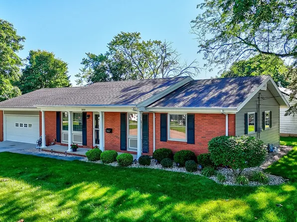 1010 Marcy St, Ottawa, IL 61350