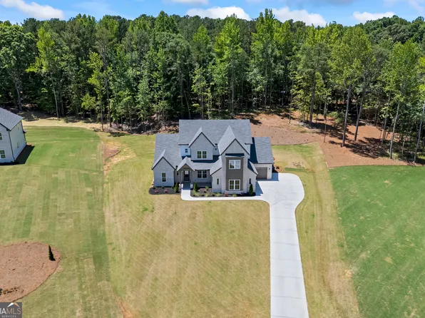 205 Chariot Ct, Jefferson, GA 30549