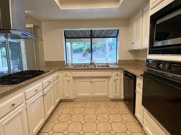4th image of 6570 E Fordham Cir