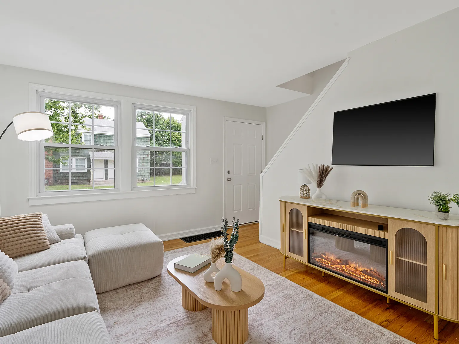 508 W Brighton Ave — Photo 2