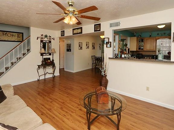 3rd image of 6325 Frost Dr