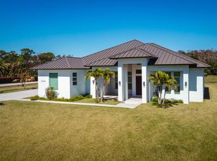 7595 155th Place N, Palm Beach Gardens, FL 33418
