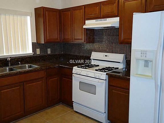 3rd image of 4804 Montebello Ave