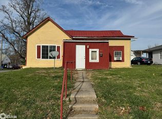 1021 W Washington St, Centerville, IA 52544