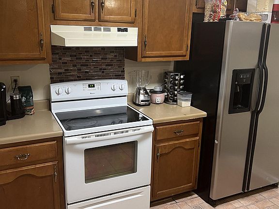 4th image of 5819 Grassy Valley Dr