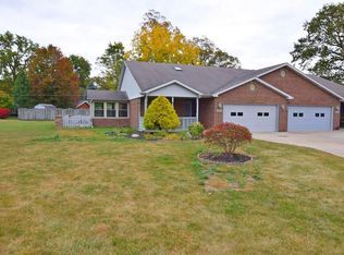 6628 Twelve Oaks Dr, Anderson, IN 46013