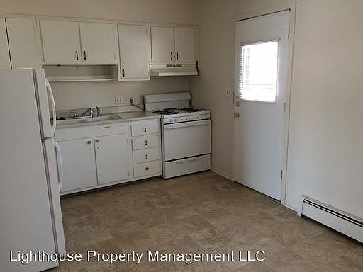3rd image of 2875 Taft Ave SW