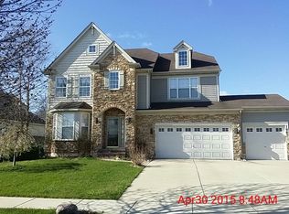 1907 W Broadsmore Ln, Round Lake, IL 60073