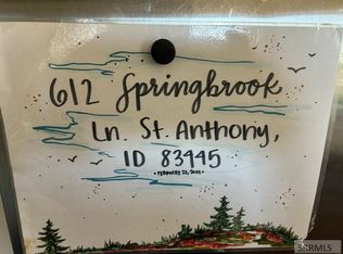 612 Springbrook Ln, Saint Anthony, ID 83445