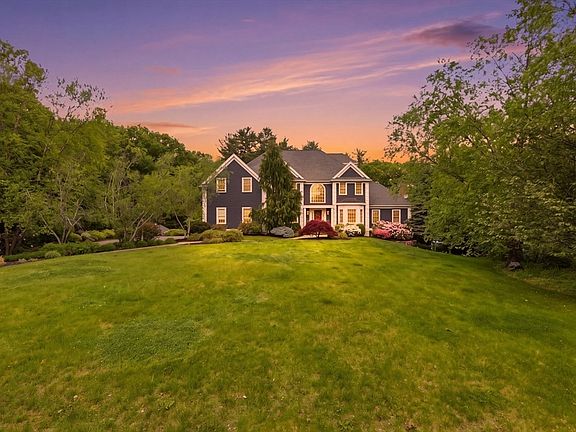 4th image of 20 Tarbox Ln
