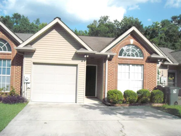 563 Cahaba Manor Dr, Pelham, AL 35124