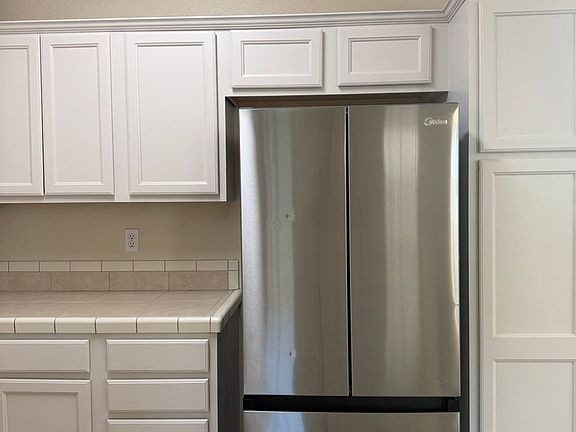 5th image of 2348 La Villa Way