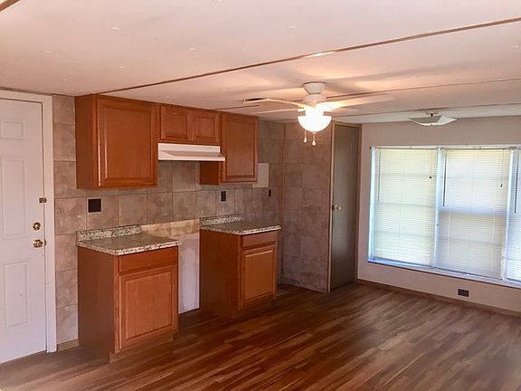 5th image of 717 White Mountain Dr Unit 14