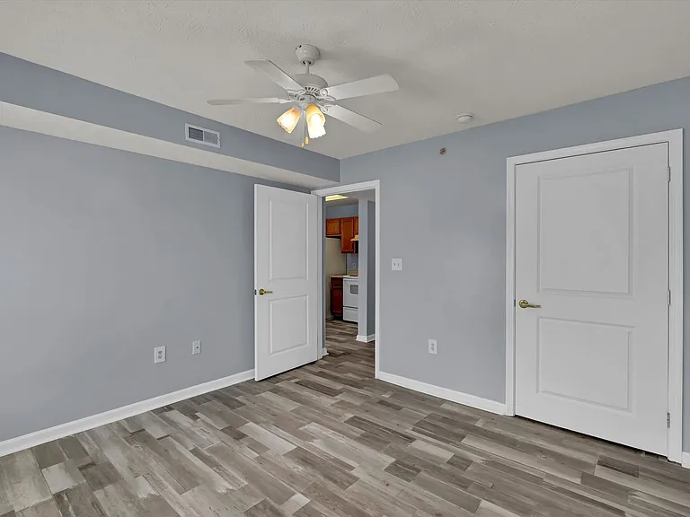 Rowan Place Apartments — Photo 67