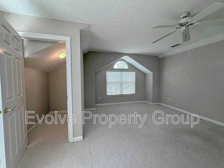 822 Summer Bay Dr — Photo 7