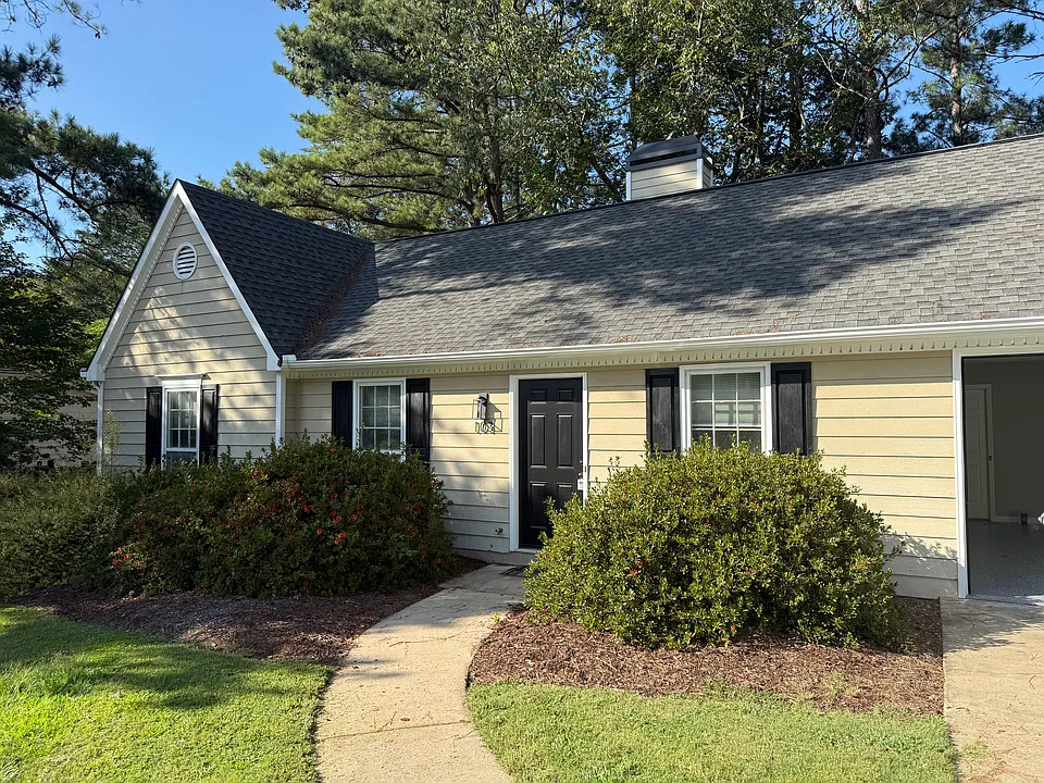 103 Winthrop Ct