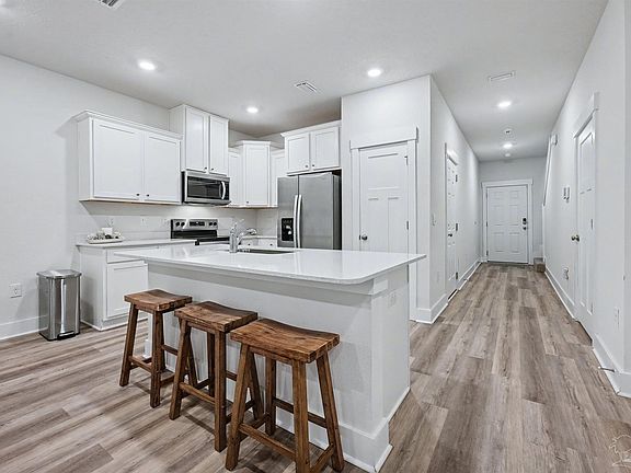 4th image of 2946 Overcup St