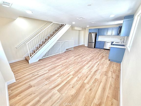 3rd image of 1035 S Woods Ave