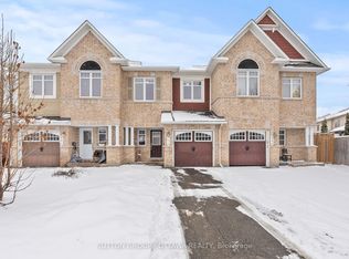 682 Paul Metivier Dr, Ottawa, ON K2J 2T4