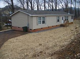 109 Daniel Ln, Elizabethton, TN 37643