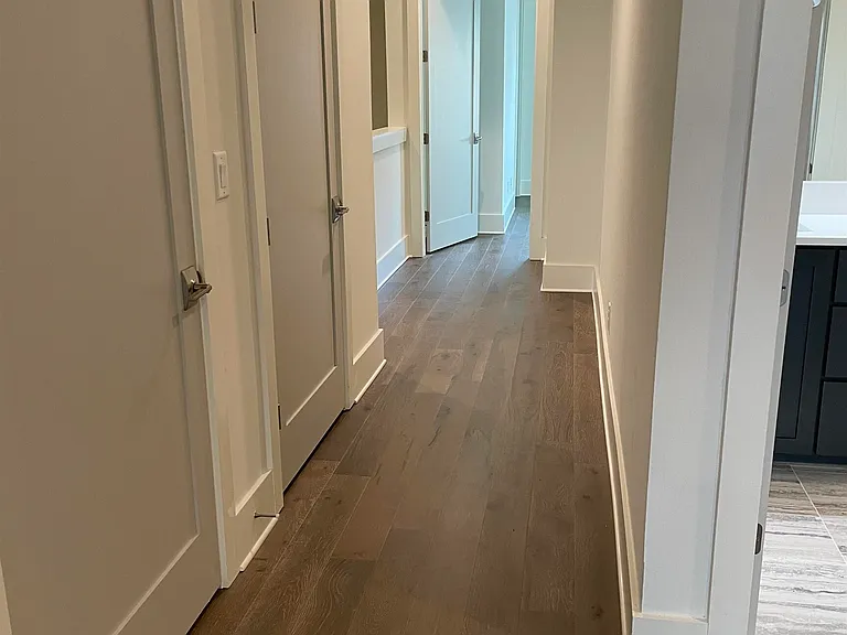 460 Heatherden Ave — Photo 11