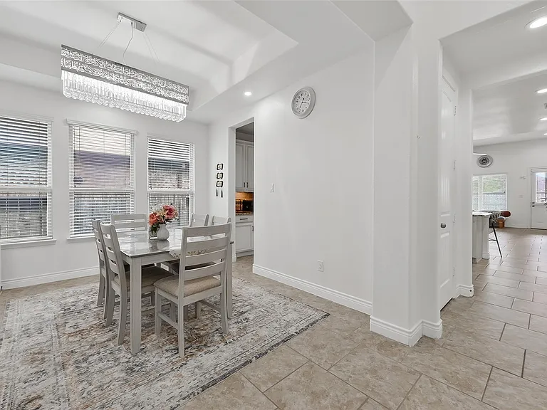 6515 Sterling Shores Ln — Photo 7