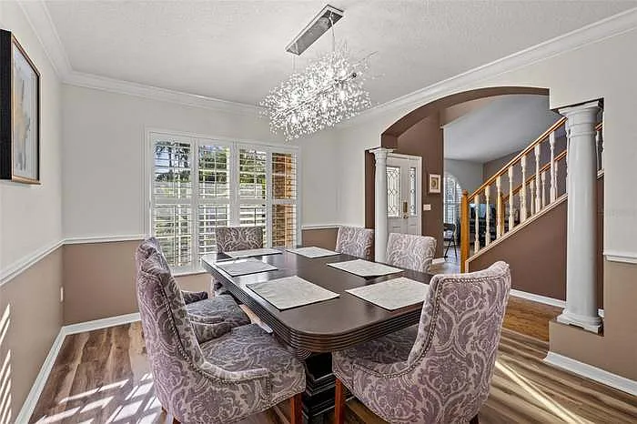1352 Distant Oaks Dr — Photo 3