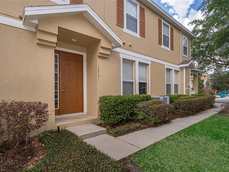 10791 Gran Paradiso Dr #13A — Photo 3