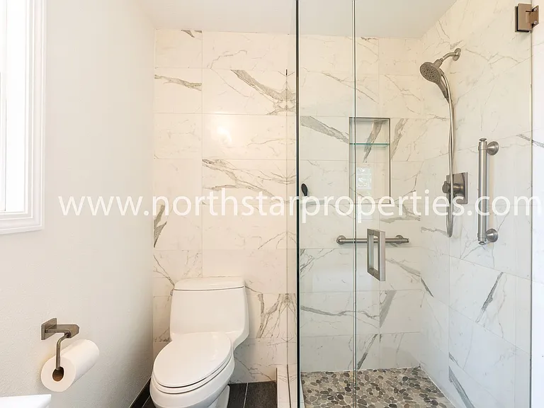 3540 SW Falcon St — Photo 17
