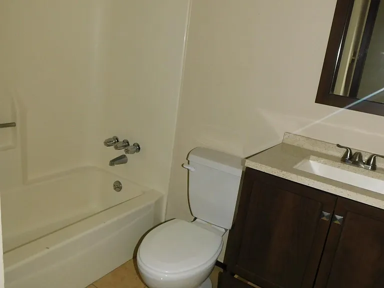 2513 McGregor Dr — Photo 6