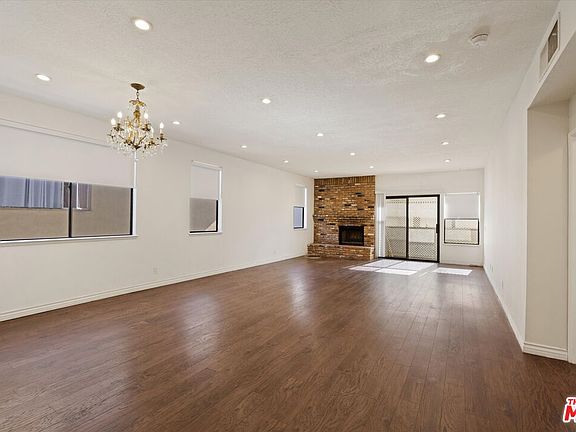 4th image of 432 S Hamel Rd APT 201