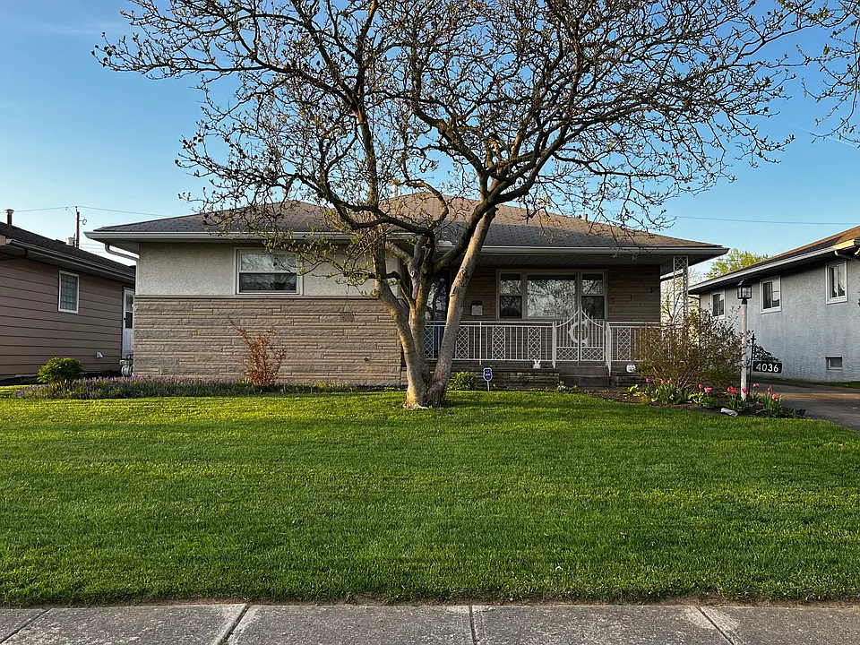 4036 Anthony Ct N