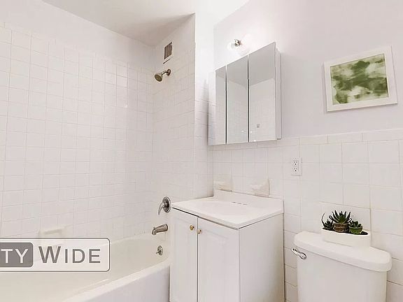5th image of 18 W 108th St APT 2D
