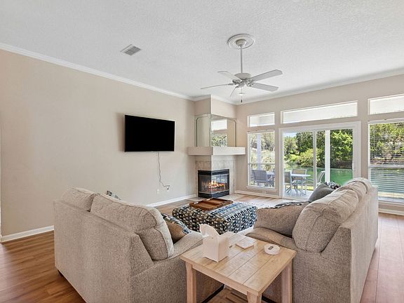 4th image of 2888 Tidewater St #Id1247269p