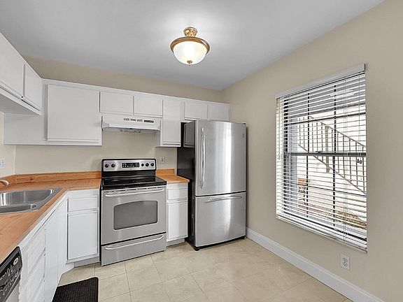 2nd image of 2518 NW 89th Dr #2818