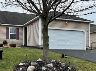 5044 Betsy Ross Way, Liverpool, NY 13088