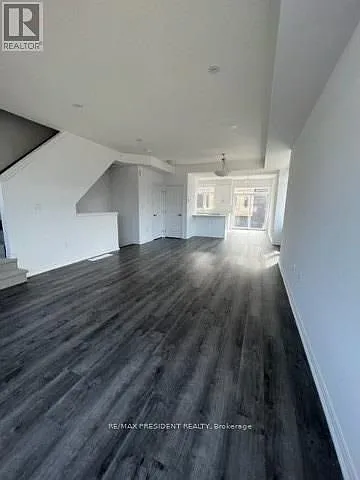 61 Soho St #79 — Photo 25