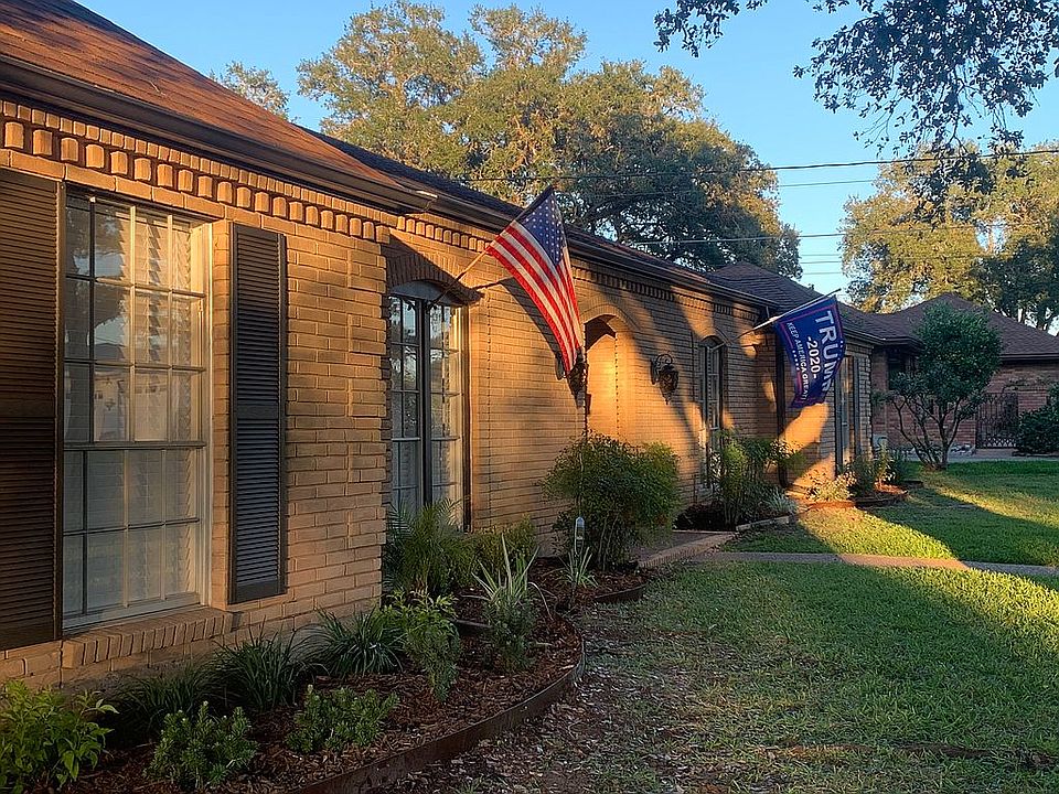 1st image of 205 Cathy Dr