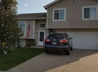 17023 Yort Ave, Omaha, NE 68116