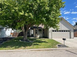 1454 E Pineridge Dr, Boise, ID 83716