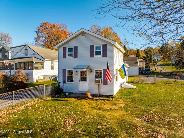 1184 River Road, Troy, NY 12182