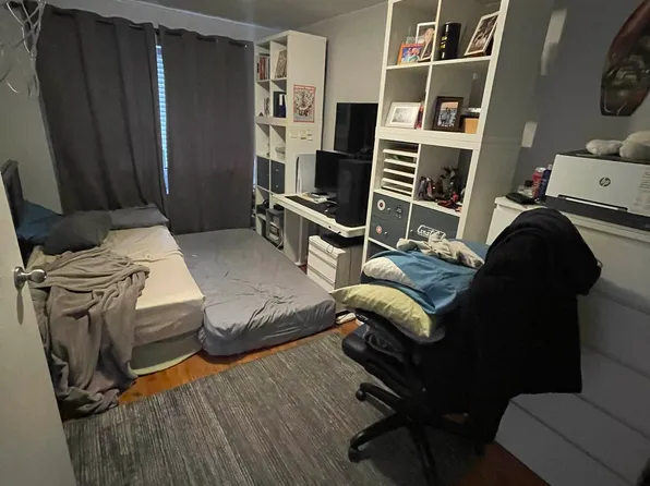 27-10 14th Street image 6 of 7