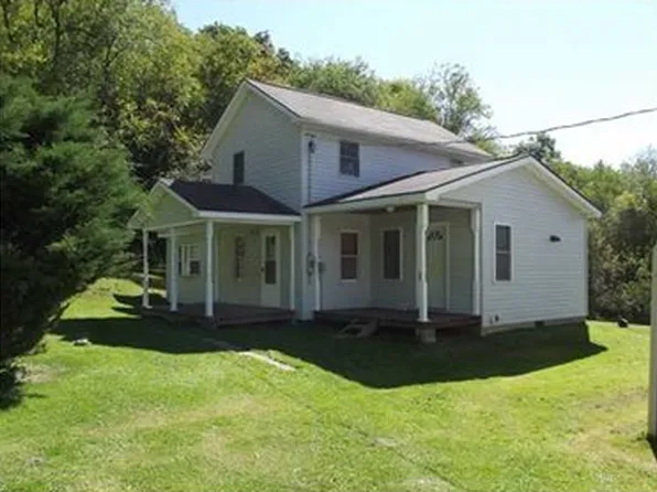 1027 Kiester Rd, Slippery Rock, PA 16057