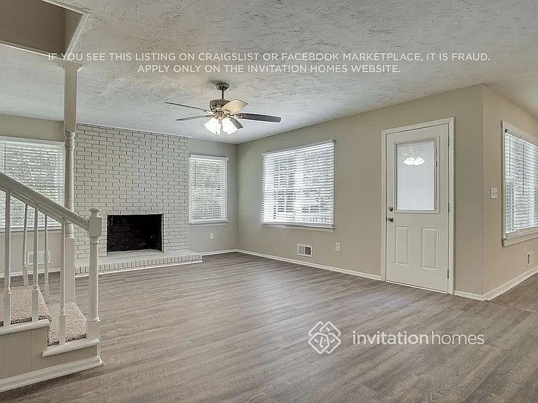 2405 Old Colony Rd — Photo 11
