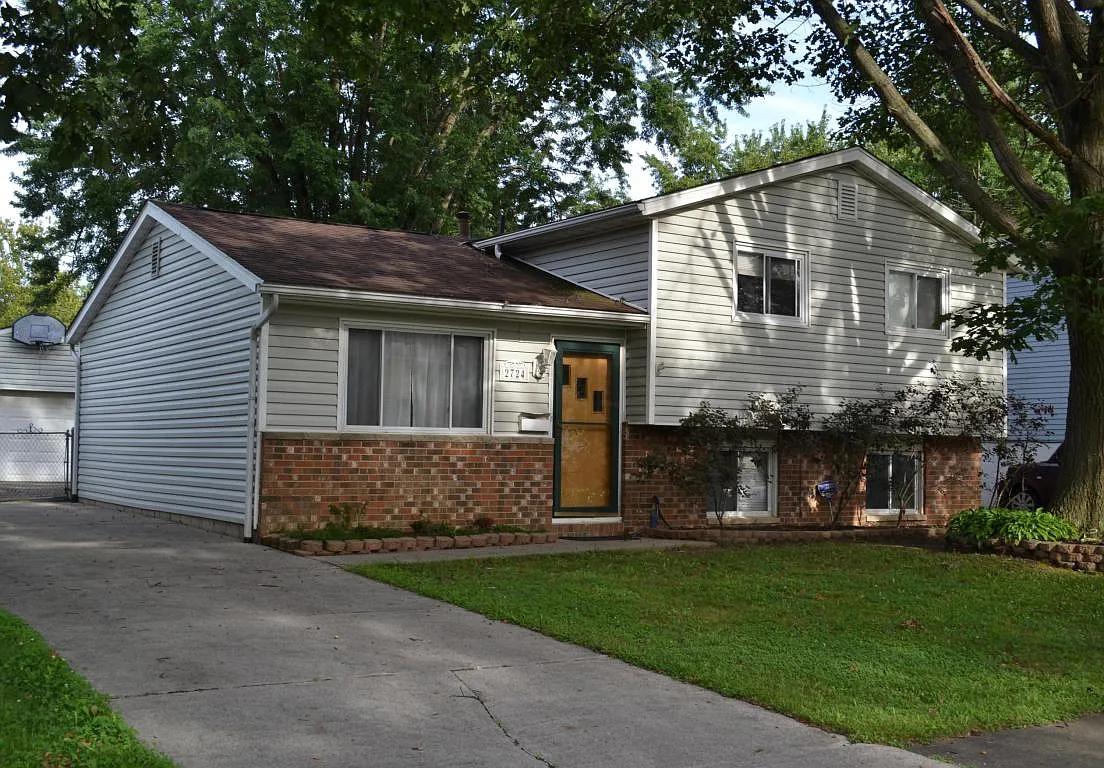 2724 Glenbriar St photo 1